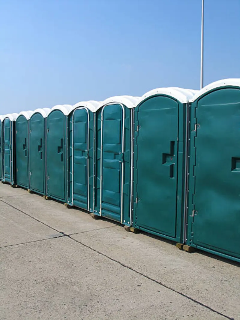 Imagem ilustrativa de Aluguel banheiro químico para eventos